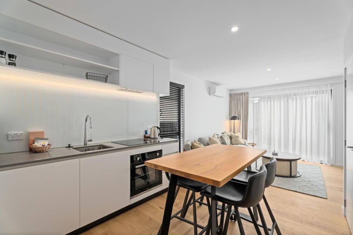 Alps And Lake Retreat Wanaka Albert Town Экстерьер фото